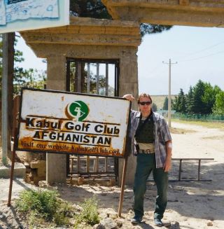 Už je to deset let… A na základě událostí, které jsem v této zemi zažil, vznikli Břídilové 🤛. #spisovatel #knihy #operativec