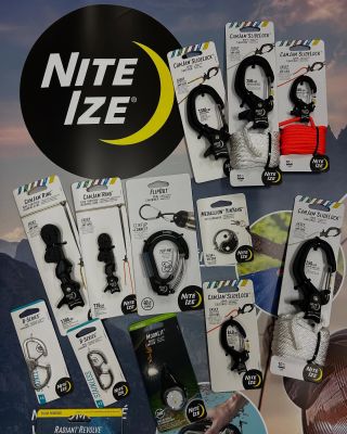 💥Novinky jsou tu💥, karabiny Béčka, nové utahovací karabiny CamJam, závěsné karabiny FlipOut a nový MoonLit. Přijďte se...